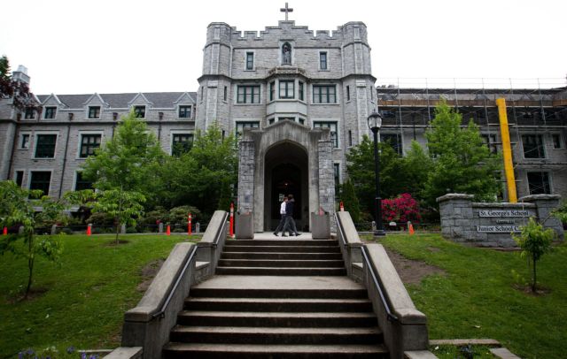 Ανθρώπινα μέλη εστάλησαν σε σχολεία του Βανκούβερ στον Καναδά